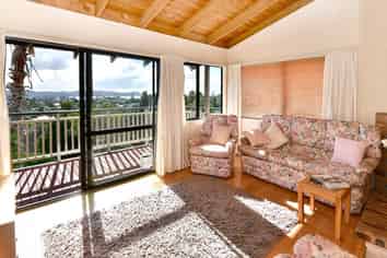 148 Red Beach Road, Red Beach