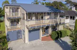 148 Red Beach Road, Red Beach