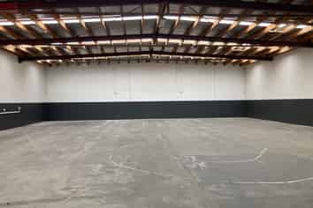 487 m2 Warehouse - Sockburn