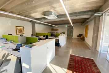 STUNNING SALE STREET CORNER TENANCY