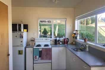 3/27 Abraham Heights, Toi Toi