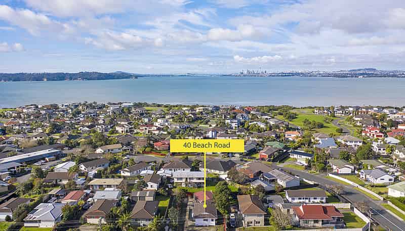 40 Beach Road, Te Atatu Peninsula