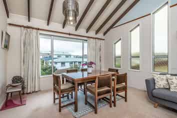 7 Braemar Terrace, Johnsonville