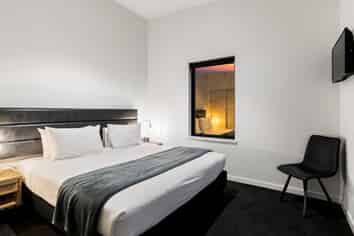 B8/154 Arthurs Point Road, Arthurs Point