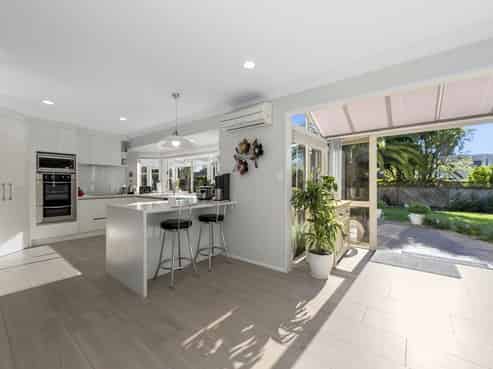 62 Harrowfield Drive, Harrowfield