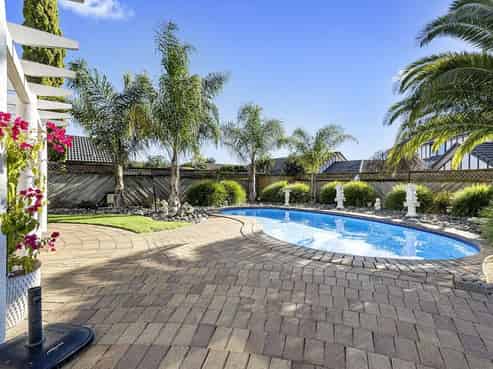 62 Harrowfield Drive, Harrowfield