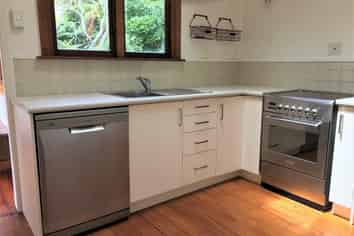 17 Mill Road, New Plymouth Central