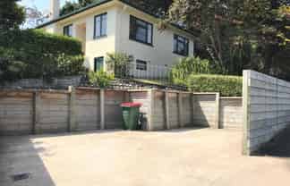 17 Mill Road, New Plymouth Central