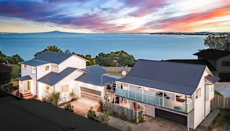 833 Whangaparaoa Road, Manly