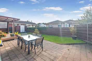 2B Compton Place, Mount Maunganui
