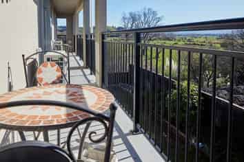 Near New 12 Unit Motel Great Location