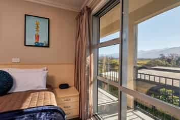 Near New 12 Unit Motel Great Location