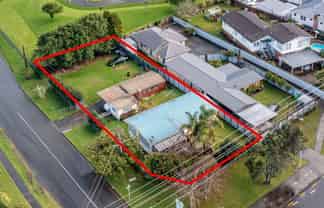 490 Don Buck Road, Massey