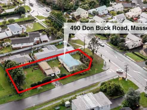 490 Don Buck Road, Massey