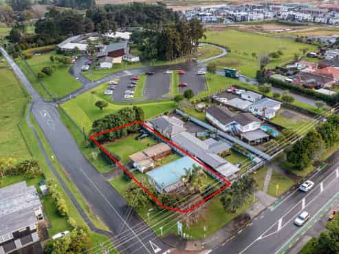 490 Don Buck Road, Massey