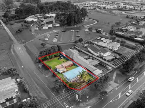 490 Don Buck Road, Massey