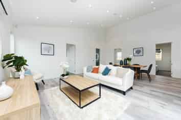 8B Crows Road, Swanson