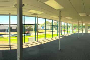 Modern High Quality Office