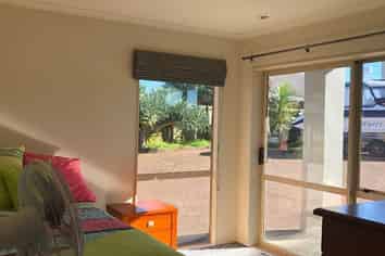 1/239 Hill Road, The Gardens