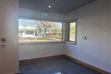 Dynamic lease in heart of Matakana
