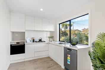 3/8 Knight Avenue, Mount Albert