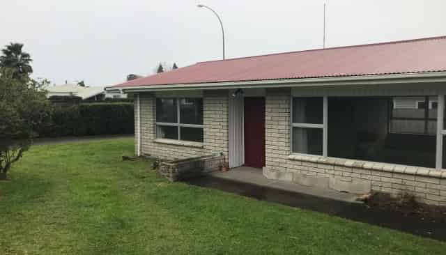 188 Edgecumbe Road, Avenues