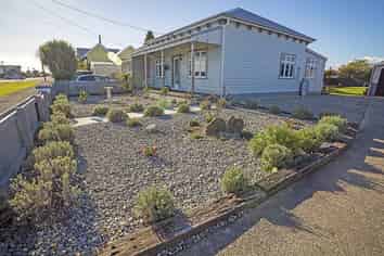 61 Queen Street, Westport