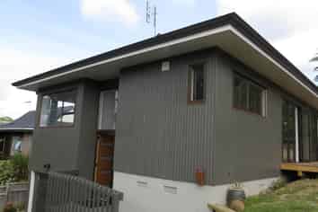 68A Stanaway Street, Hillcrest