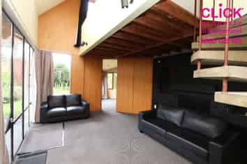 1074 George Street, North Dunedin