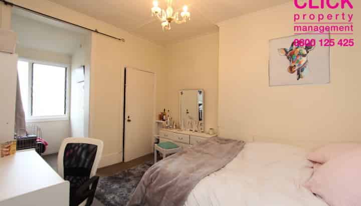 18 London Street, Dunedin Central