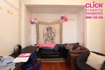 18 London Street, Dunedin Central