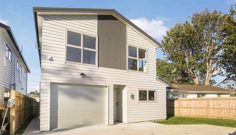 96 Thompson Terrace, Wattle Downs