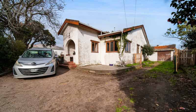 11 Gonville Avenue, Gonville