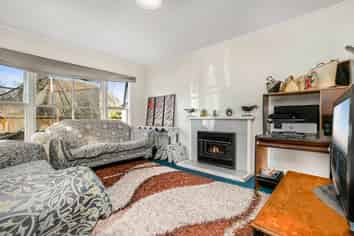 10 Angus Street, Otara