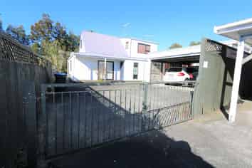 104a White Swan Road, Mount Roskill