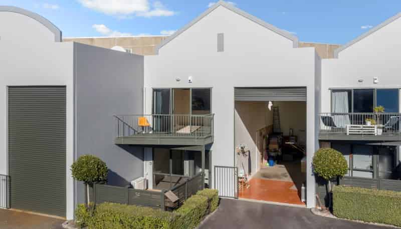 21/6 Airborne Road, Albany