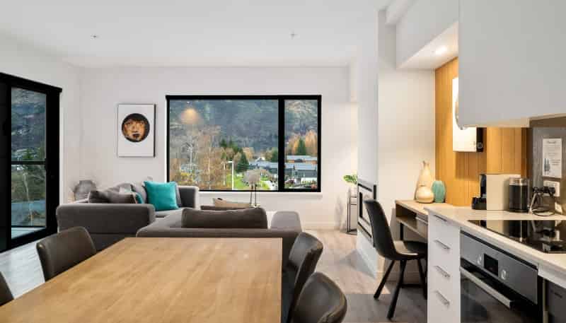 B8/154 Arthurs Point Road, Arthurs Point