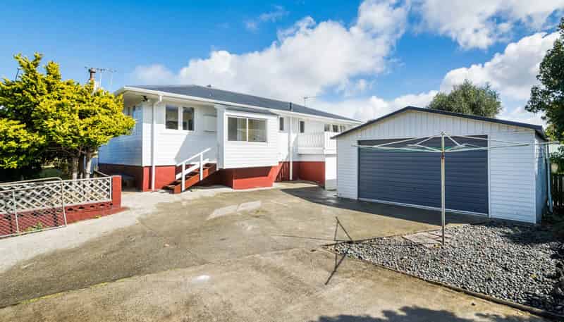 339 Wairau Road, Glenfield
