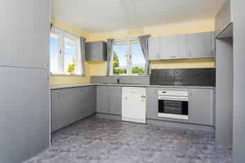 339 Wairau Road, Glenfield