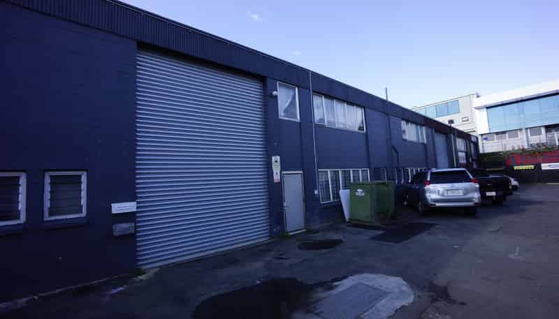 3 & 4/30 Hillside Road, Wairau Valley