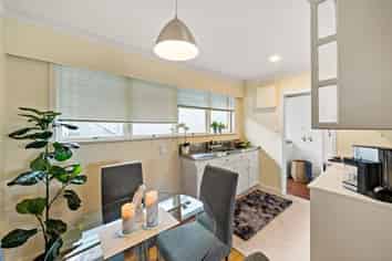 2/10 Maxine Place, Saint Heliers