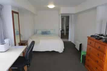 7 Cedar Place, Westown