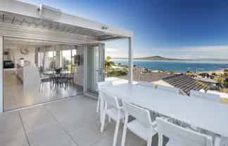 62 Seaview Road, Castor Bay