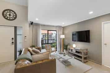 4/30 Roanoke Way, Albany