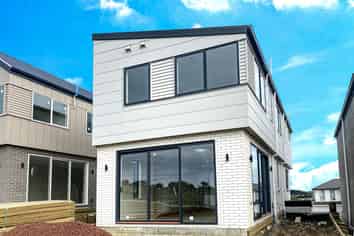 15 Sunnyheights Road, Orewa