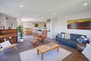 16 Kahuraki Drive, Pegasus