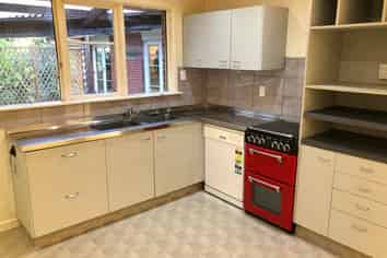 15 Oakland Avenue, Papatoetoe