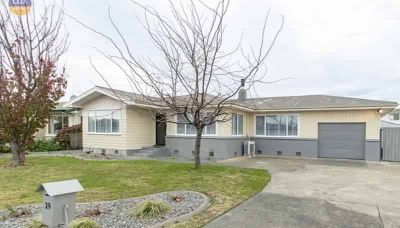 29 James Foley Avenue, Pirimai