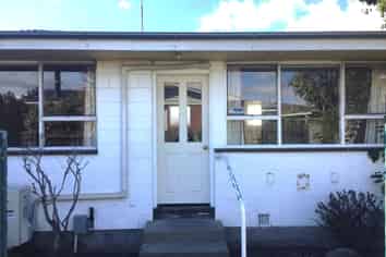 90b Charles Street, Waltham