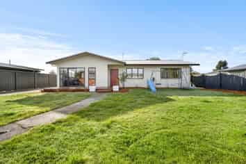 15 Lorne Crescent, Flaxmere